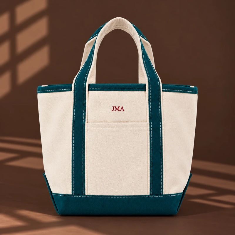 Small Tote verde con iniciales JMA bordadas