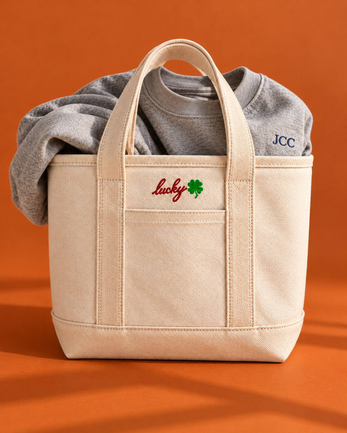 Everyday Tote natural con Lucky y trébol bordados