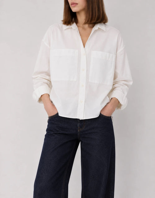 Boxy Oxford blanca (foto anterior, oculta en la ficha)