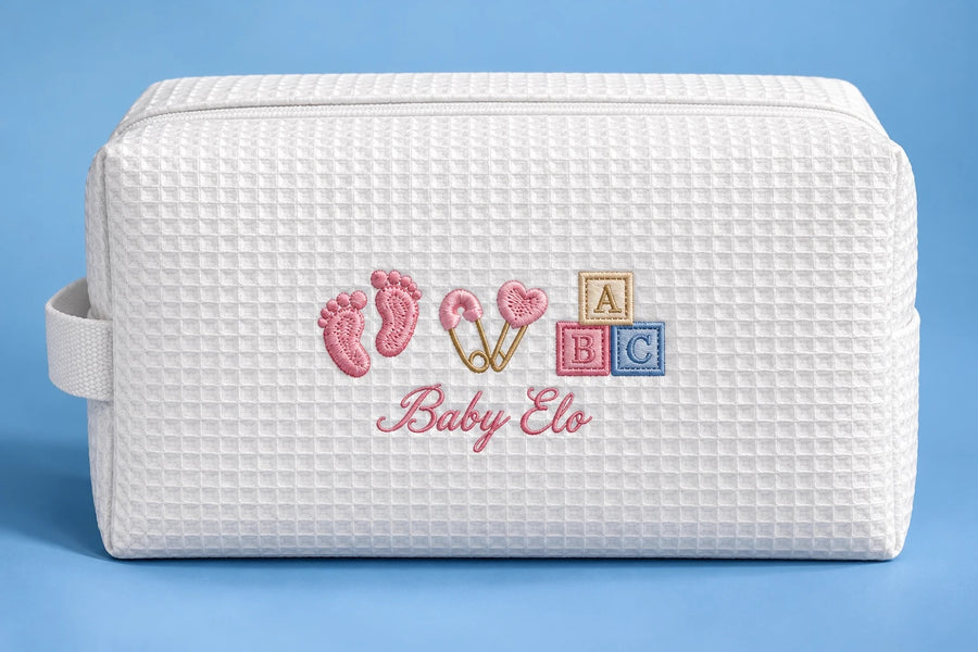 Waffle Pouch blanco Baby Elo con íconos de bebé, bordado
